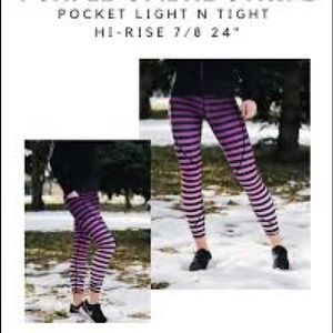 Zyia Purple Ombré Light n Tight 7/8 leggings